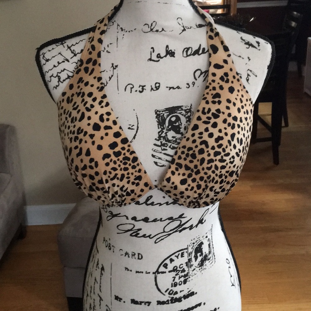 Bikini top
